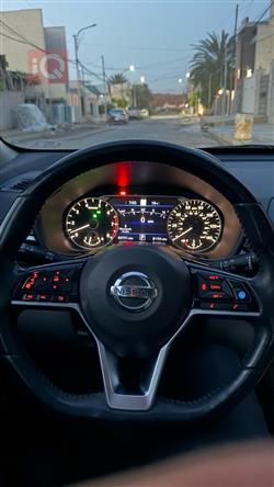 نيسان ألتيما